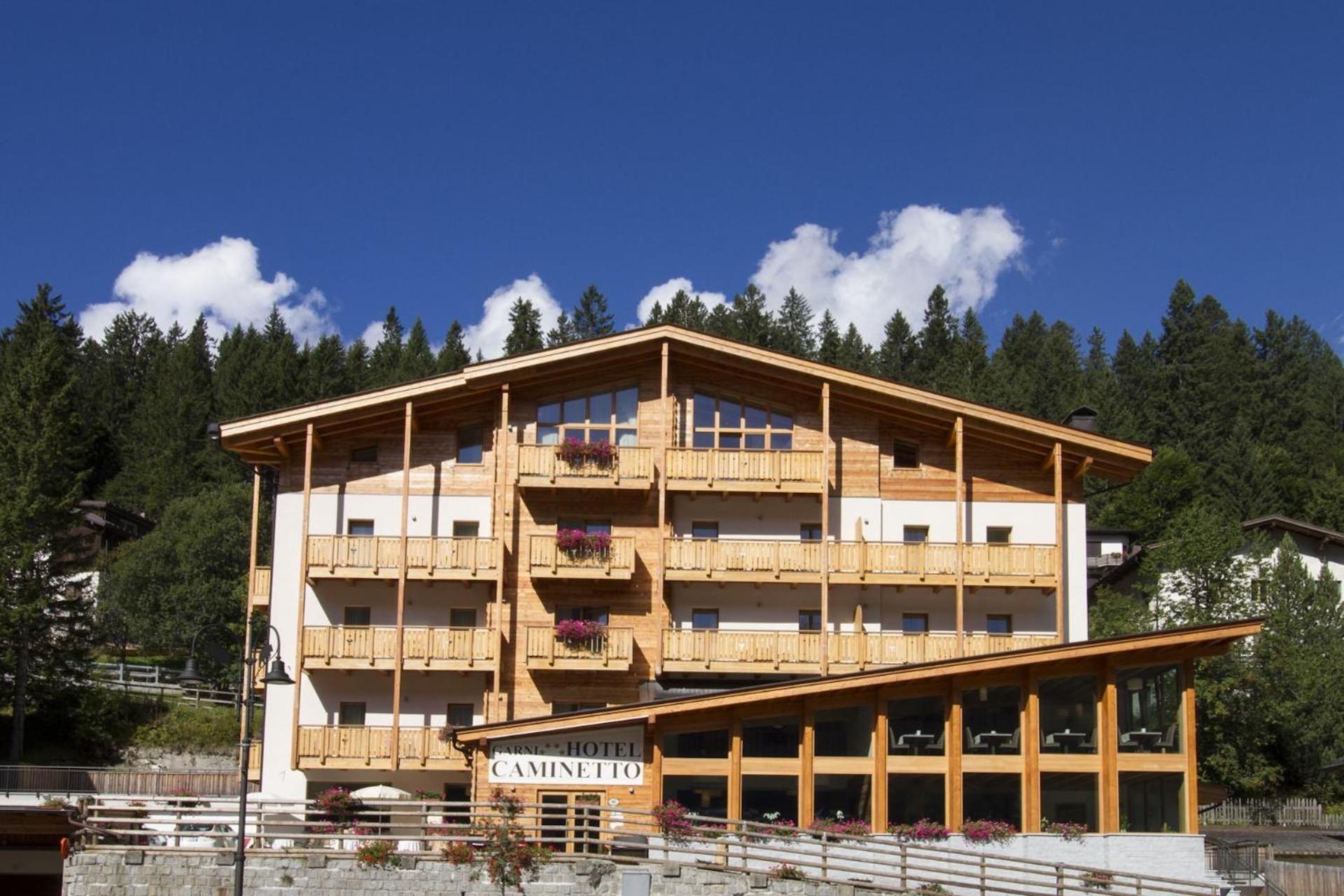 Hotel Garnì Caminetto Madonna Esterno foto