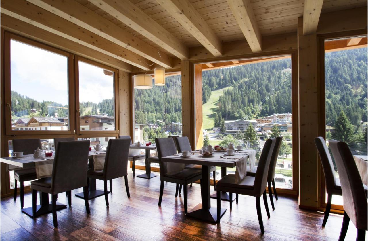 Hotel Garnì Caminetto Madonna Esterno foto